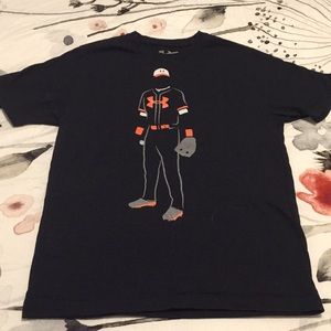 Youth medium baseball under armor shirt